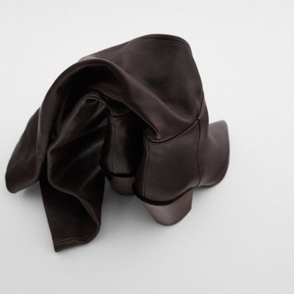 HIGH SHAFT HEELED LEATHER BOOTS ZARA Size 6,5 (37) - Picture 2 of 5